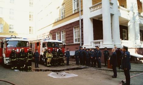 На страже безопасности : о работе Отдела «Пожарно-сторожевой охраны, гражданской обороны и защиты от чрезвычайных ситуаций» ИОХ РАН
