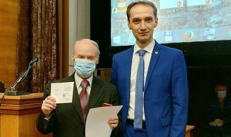 Сотрудник Института органической химии имени Н. Д. Зелинского Олег Алексеевич Лукьянов был награжден Медалью «За вклад в реализацию государственной политики в области научно-технологического развития»