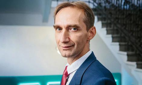 Настало время цифровой химии: важные вопросы будущего химии с академиком Валентином Ананиковым